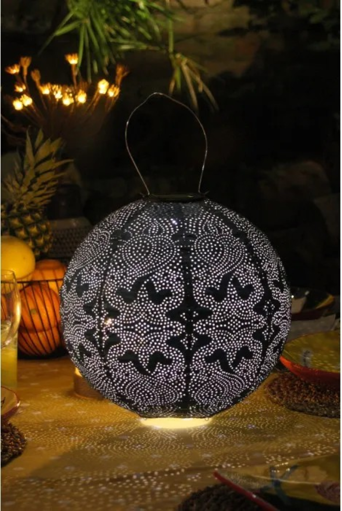 Solcelledrevet lampe til uterommet