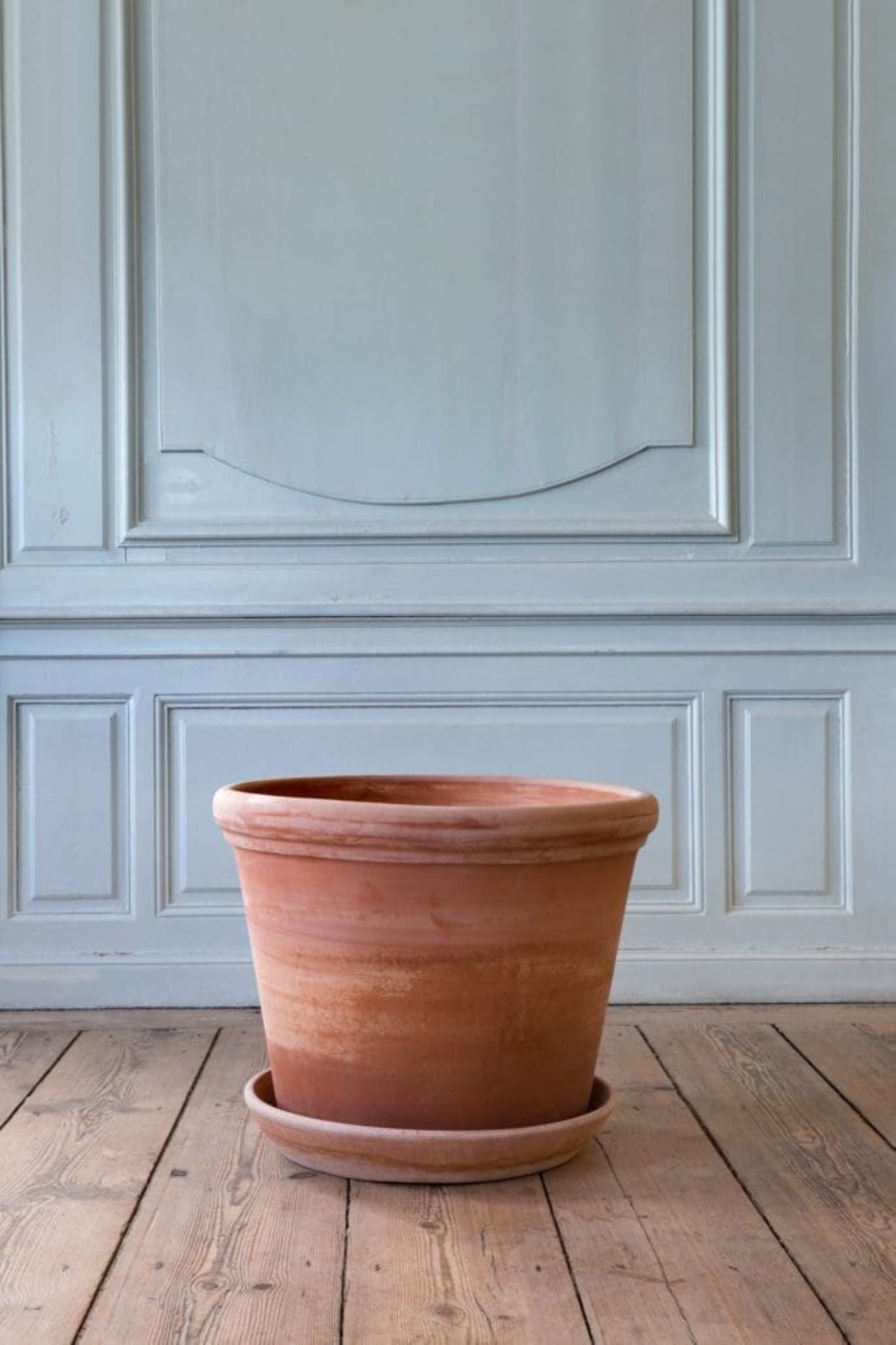 Bergs Potter Flora Large i rosa terrakotta til hage, uteplass og innebruk