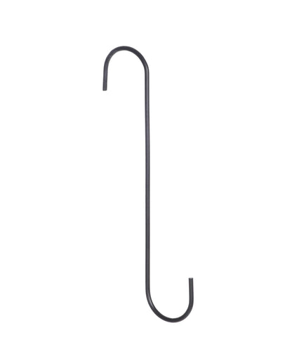 S-krok 30 cm i metall fra Nelson Garden – solid oppheng til fuglemater eller hageredskap.